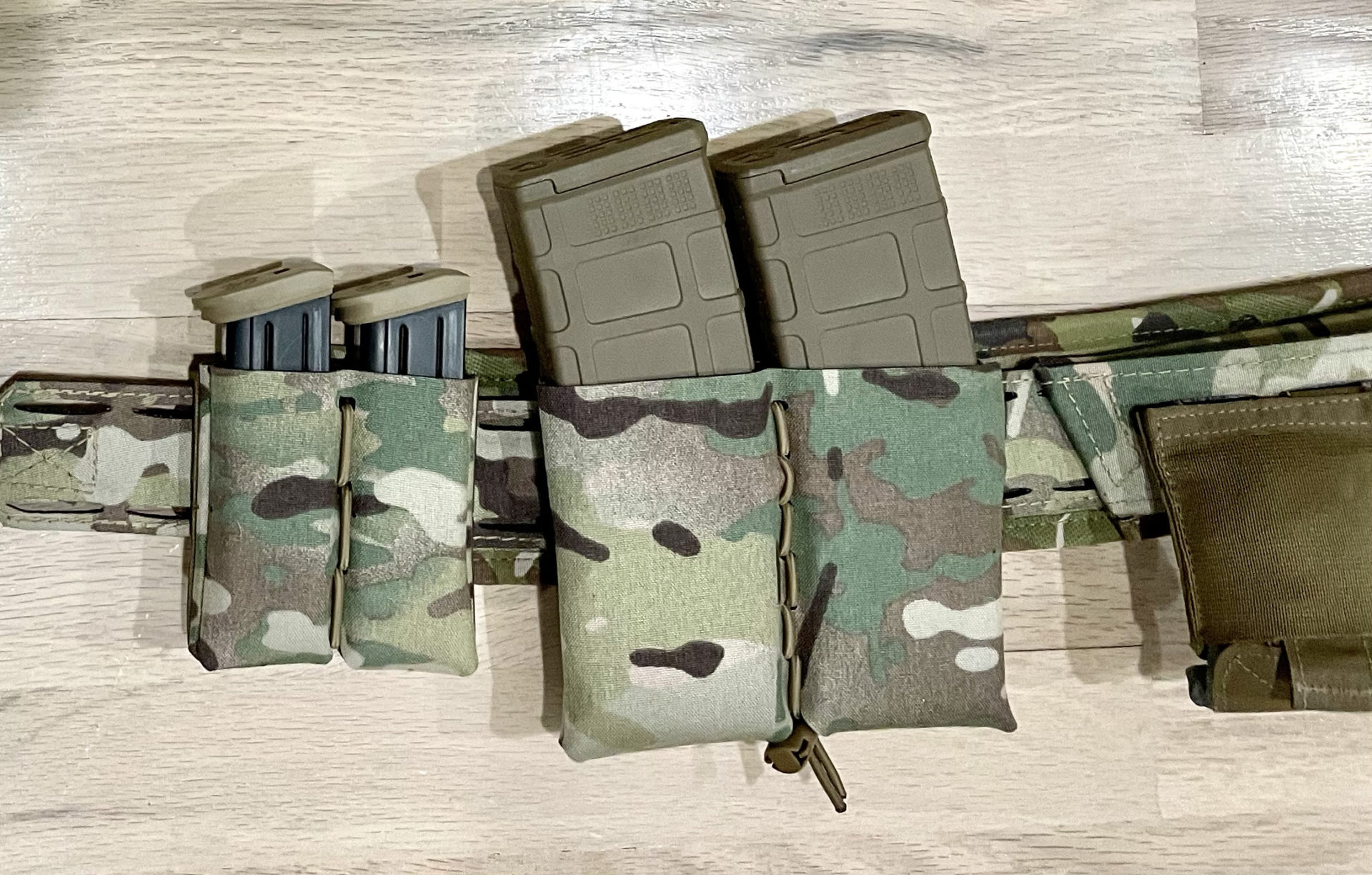 Mag pouch double pistol double rifle